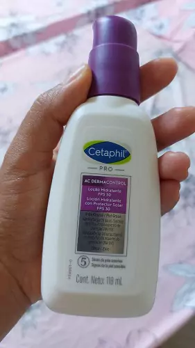 Foto de teste Cetaphil Pro AC
