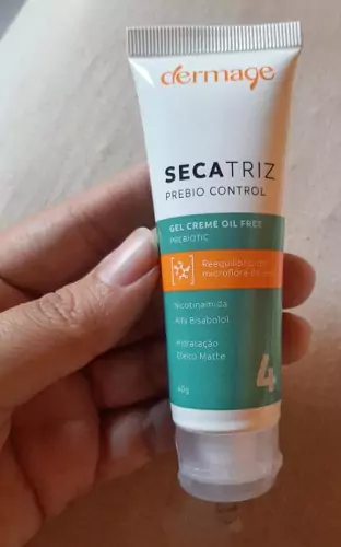 Foto de teste Dermage Secatriz Prebio Control